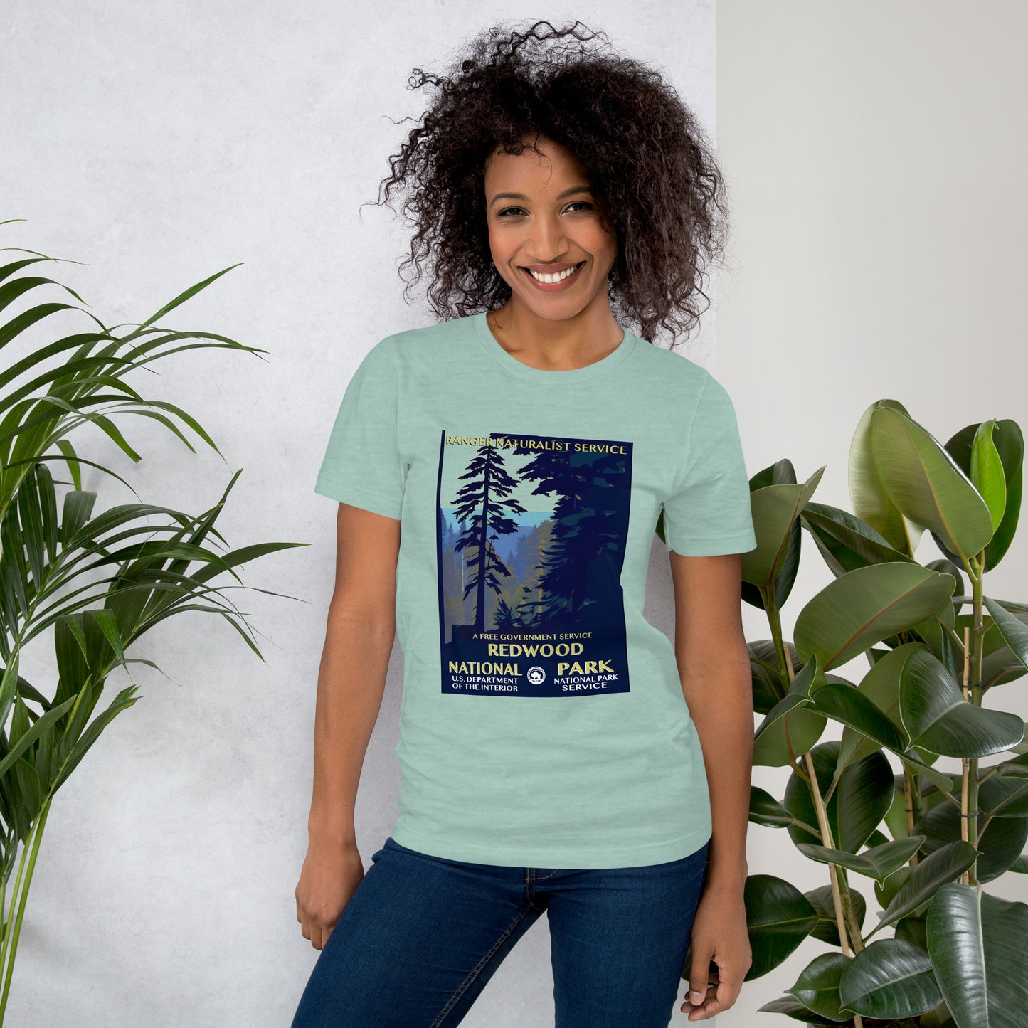 WPA National Parks Collection - Redwood National Park - t-shirt (unisex)